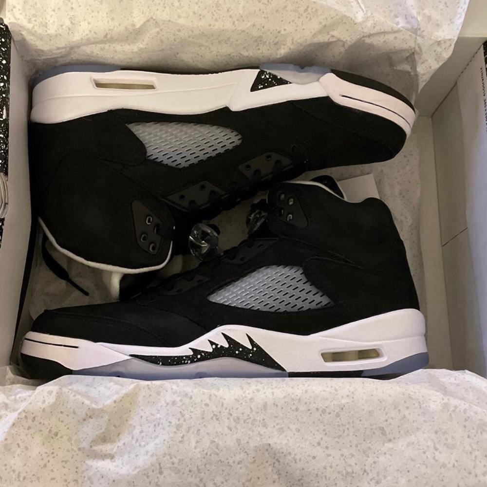 Air Jordan 5 Retro Moonlight Oreo Men’s Black Light Blue White